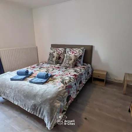 La Vue Des Vignes Parking & 2-roues