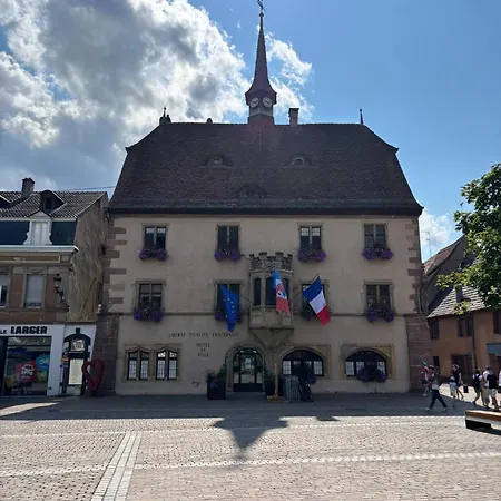 La Vue Des Vignes Parking & 2-roues
