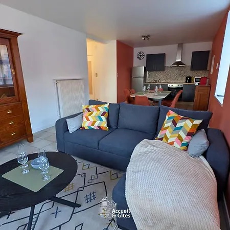 La Vue Des Vignes Parking & 2-roues * ゲブビレル