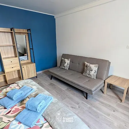 La Vue Des Vignes Parking & 2-roues ゲブビレル